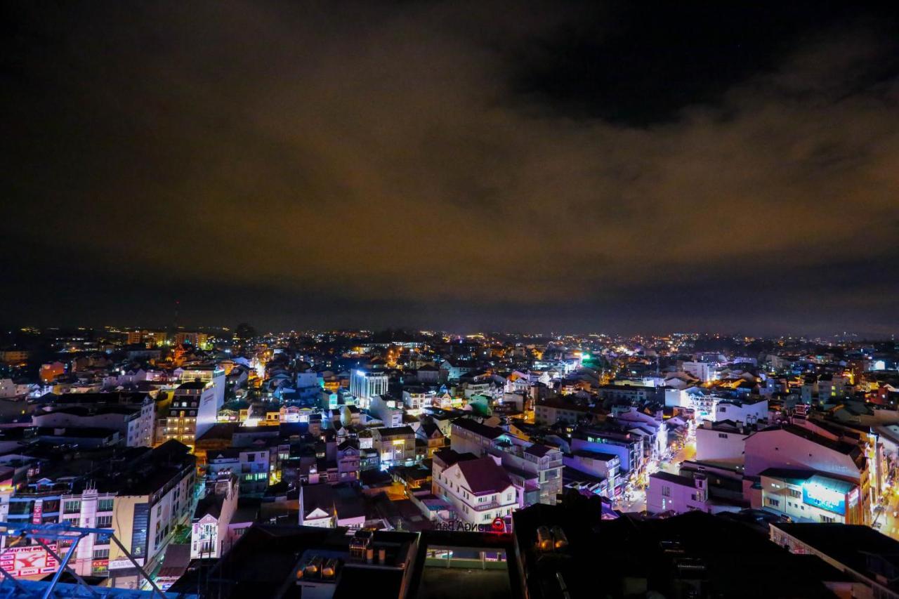 Skyview Hotel Da Lat Esterno foto