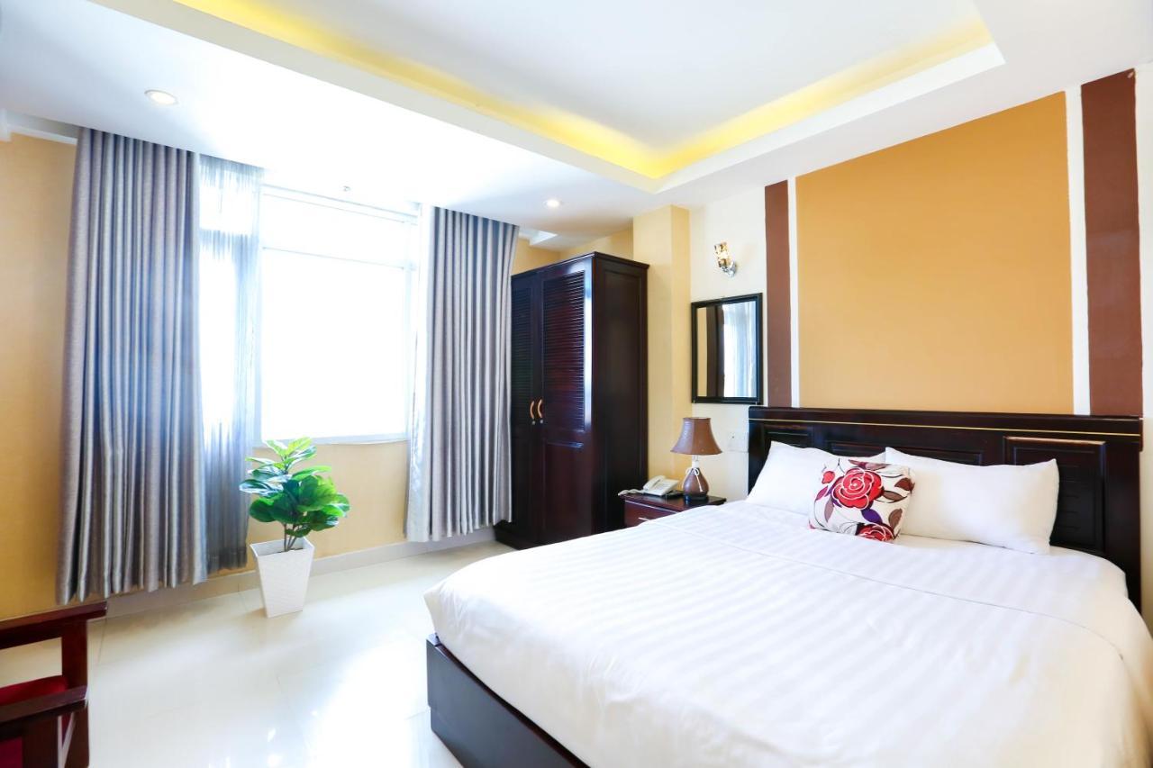 Skyview Hotel Da Lat Esterno foto
